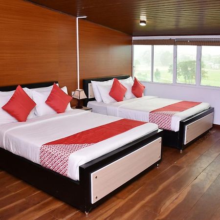 Oyo 430 The Turf Villa Nuwara Eliya Exterior foto
